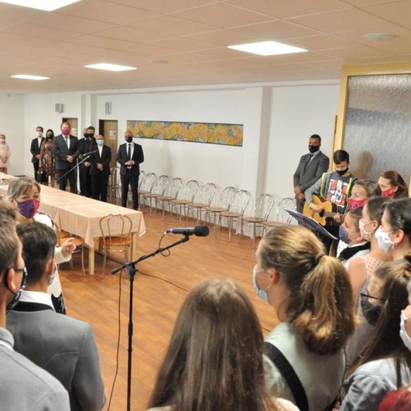 Minister školstva Branislav Gröhling navštívil katolícke školy v Prešove