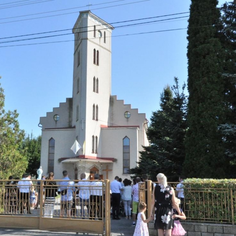 Päťdesiat rokov kostola v Záhradnom