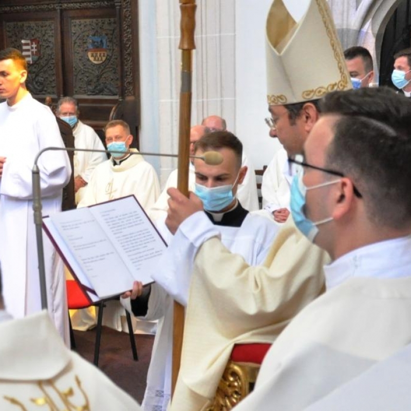Štyria noví diakoni v Košickej arcidiecéze 
